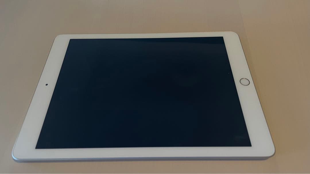 iPad(第5世代)32GBゴールド