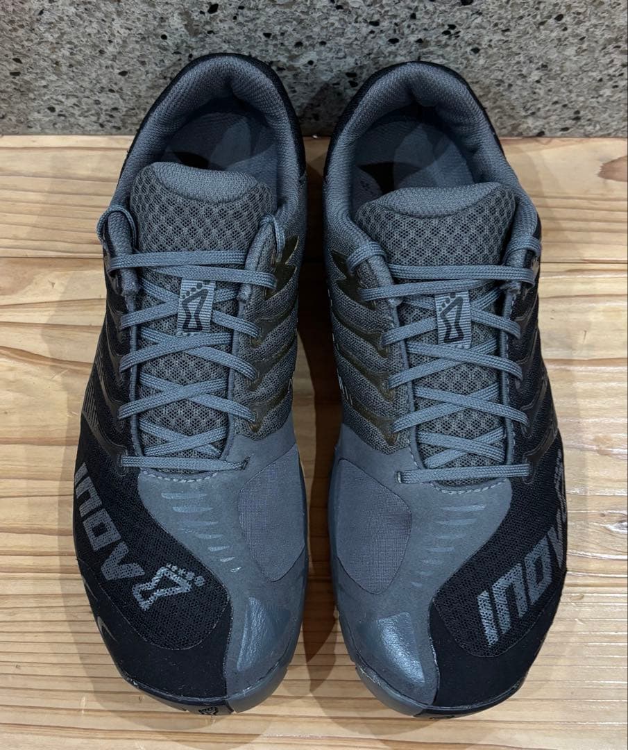 inov-8 f-lite 235 inov8 イノヴェイト　トレーニング