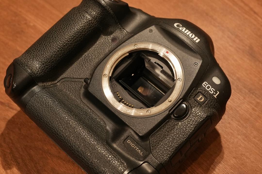 希少品 初代 Canon EOS 1D 【美品】