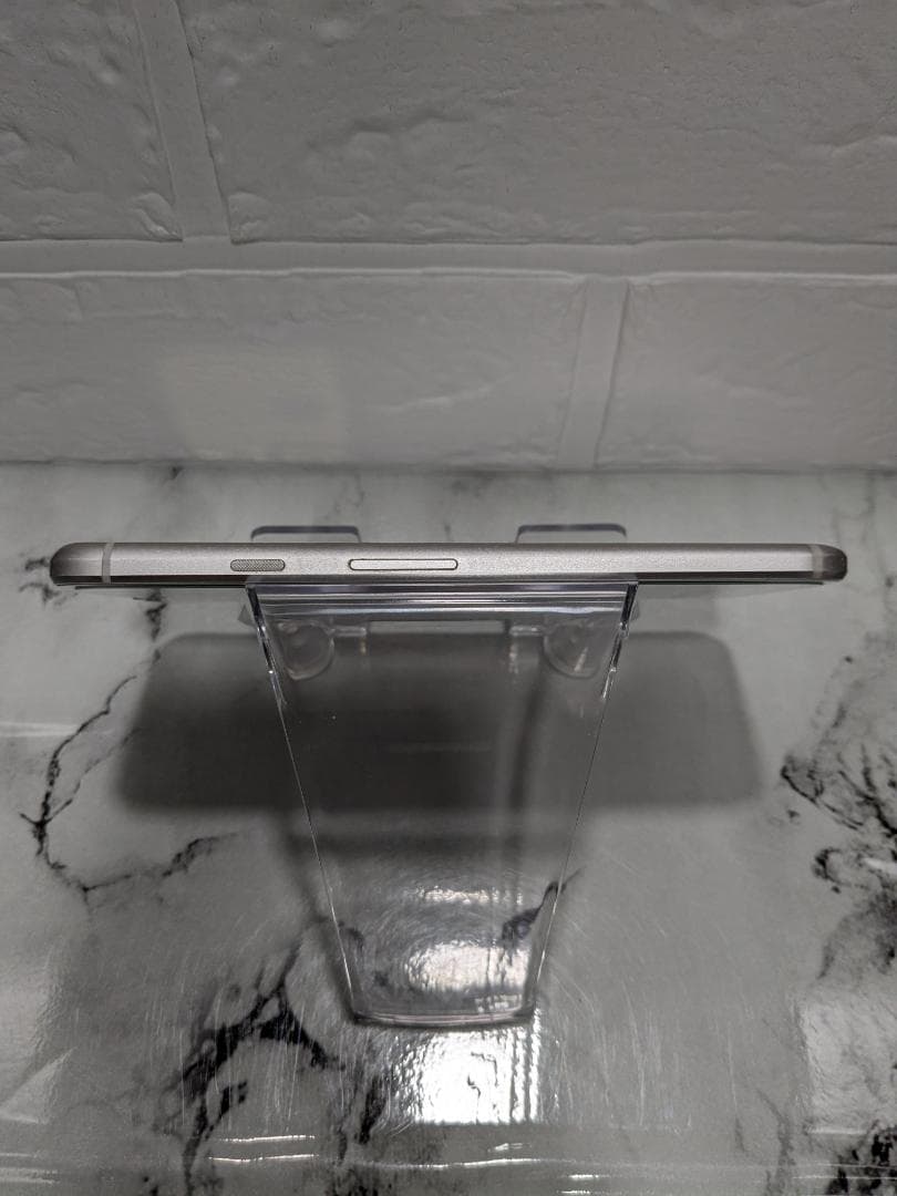 10【白】★特価★Google Pixel XL初代 32GB（日本未発売）