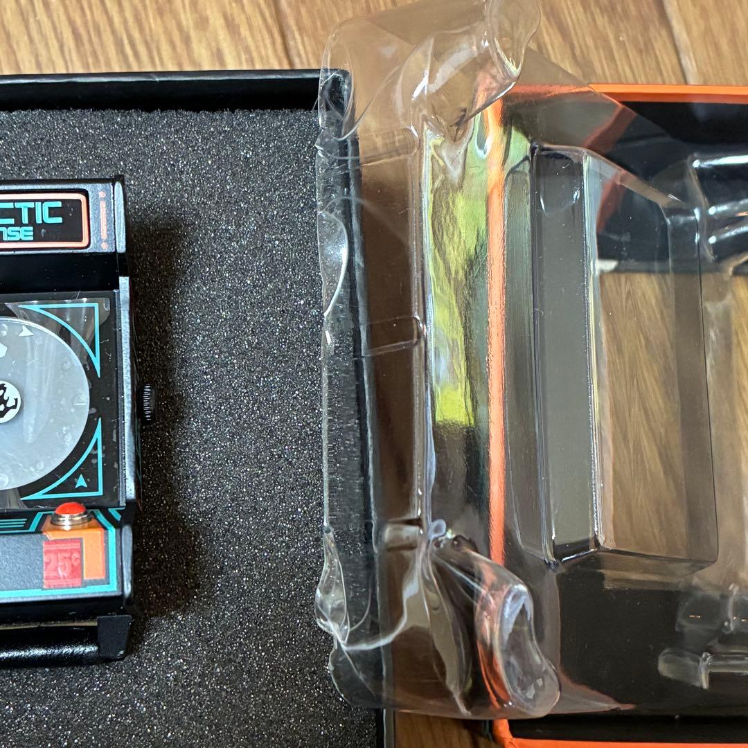 未使用品 ThinkGeek レトロアーケードウォッチ 電池切れ