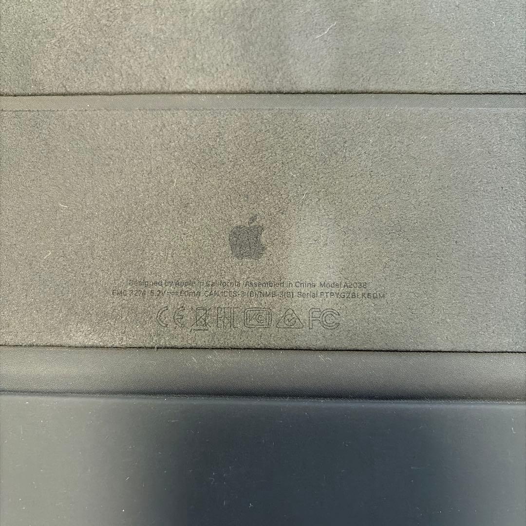 Apple純正iPad Pro11インチsmart keyboard folio