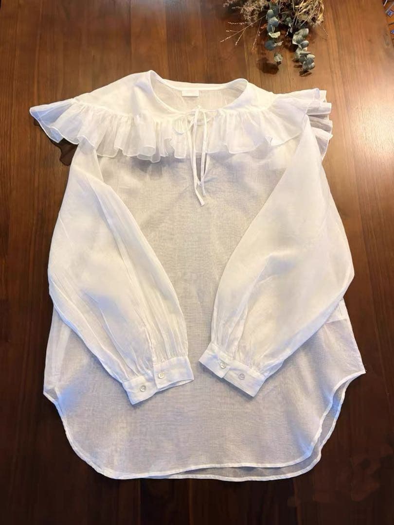 エリテHeriter フリルブラウス