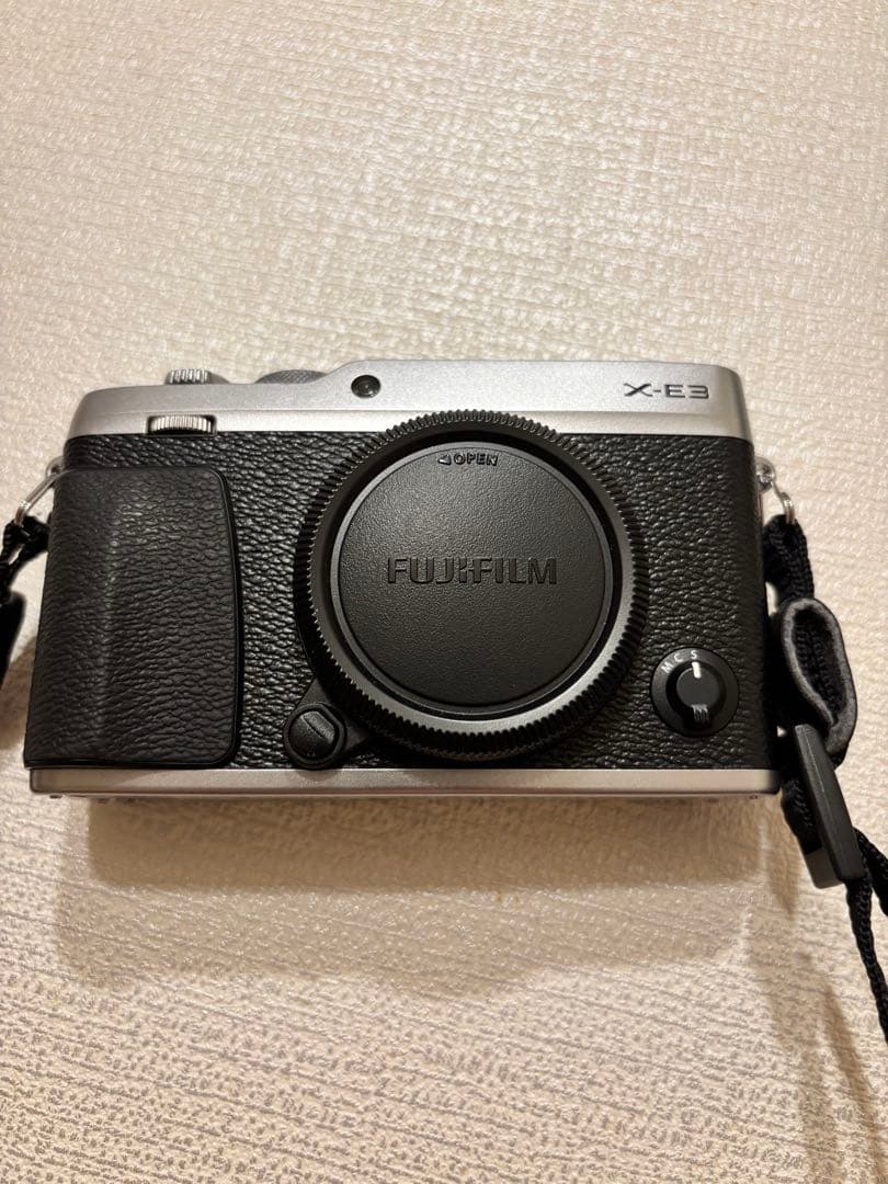FUJIFILM　x-e3