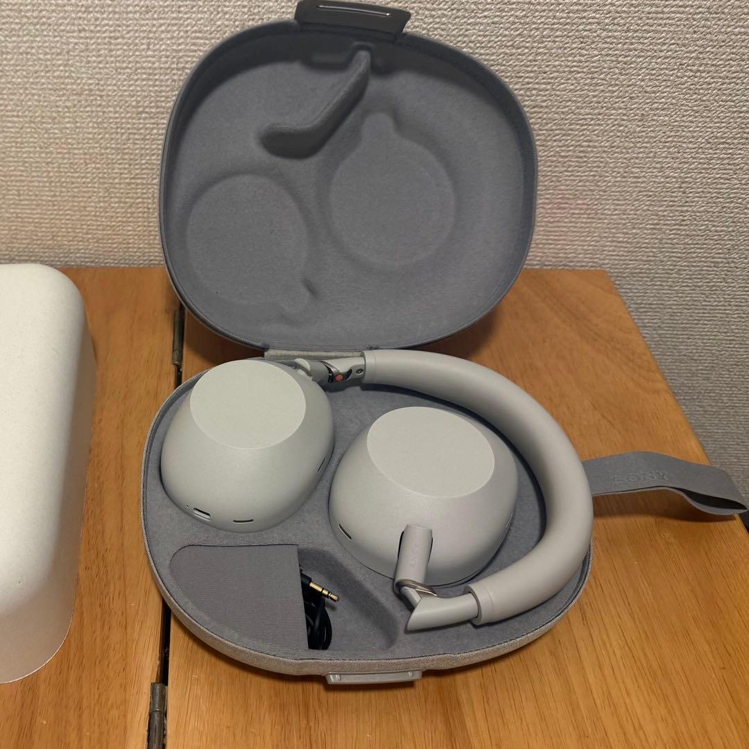 WH-1000XM6 ホワイト　本体+ケース