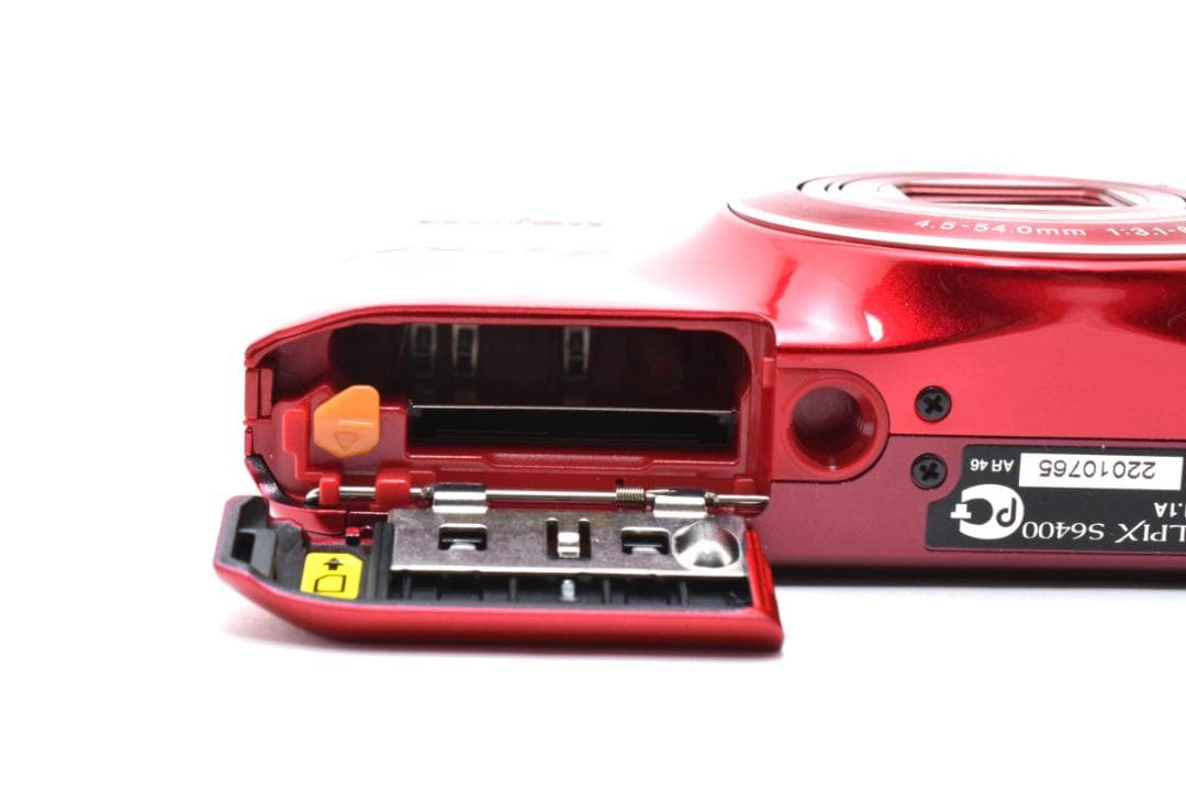 【お値下げ歓迎・ほぼ新品】 Nikon COOLPIX S6400 レッド