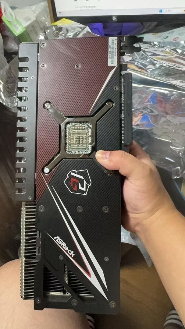 グラフィックボード・グラボ・ビデオカード Radeon RX7900XT Phantom