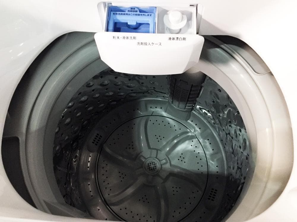 30日迄！送料無料★アイリスオーヤマ 5㎏ 洗濯機【IAW-T502EN】