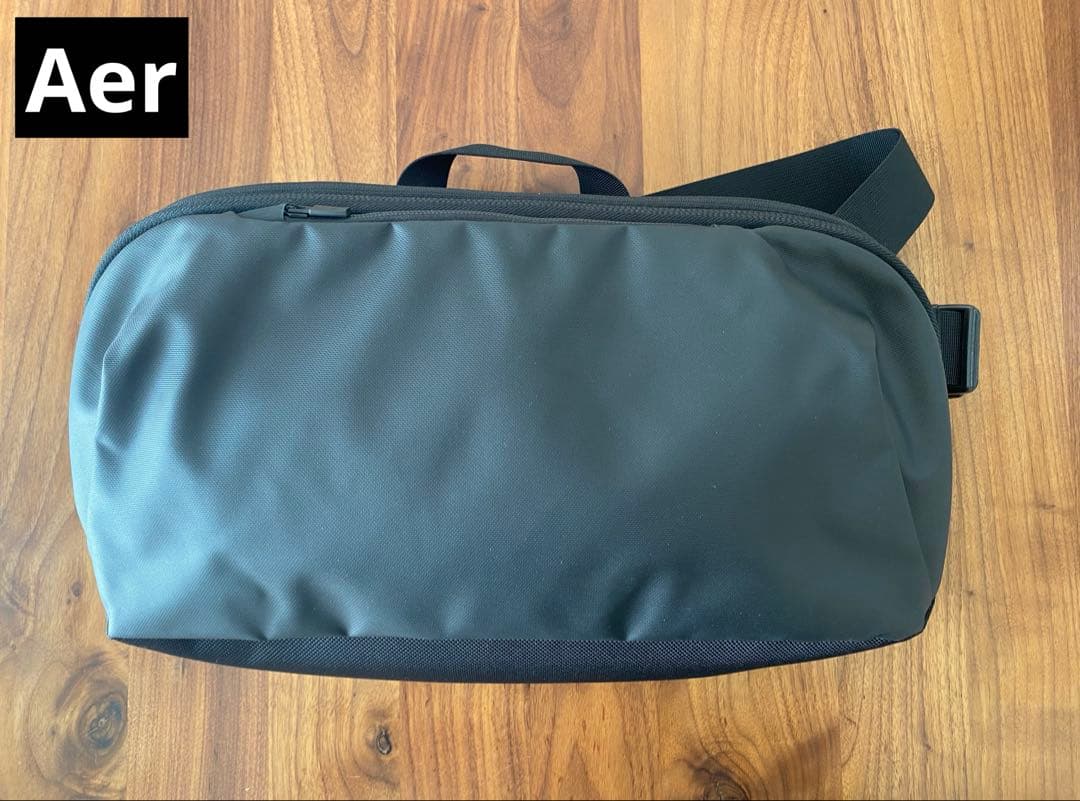 【新品同様】Aer エアー Tech Sling 2 ボディ バッグ ブラック