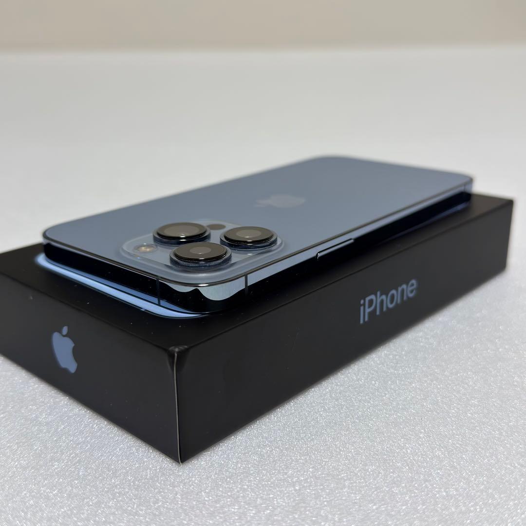 超美品 iPhone 13 Pro 256GB シエラブルー 箱ケーブル新品付