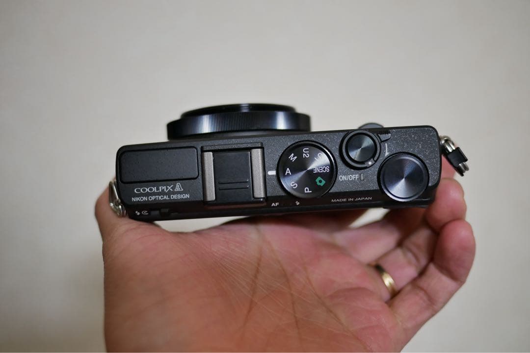 【極美品】NIKON COOLPIX A DX APS-C コンパクトカメラ