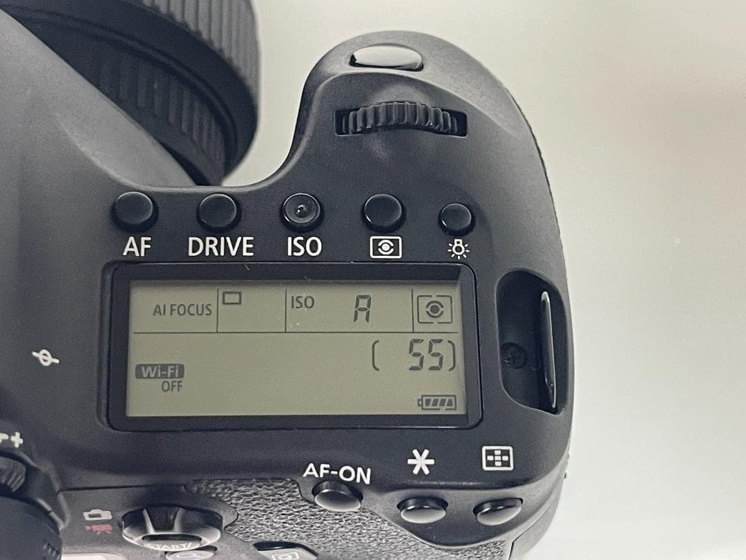 ★ショット18811回★ Canon EOS 6D フルサイズ カメラ キヤノン