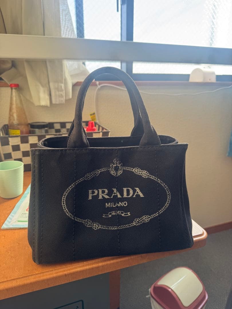 PRADA ブラック エコバッグ ミニサイズ