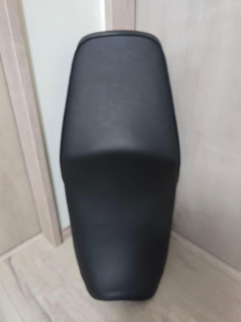 とや　　NC42 ローシート　中古美品