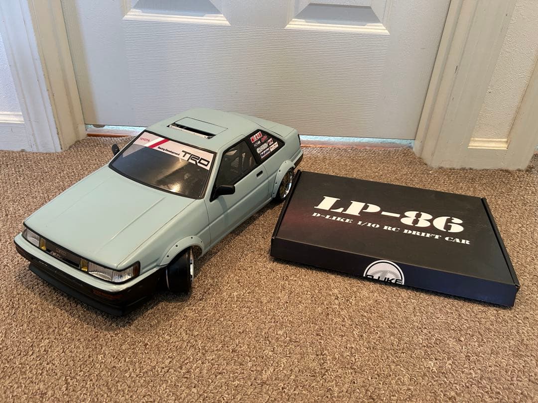 陸人・LP-86+AE86レビン、ボデ付き（オプションパーツ付き）