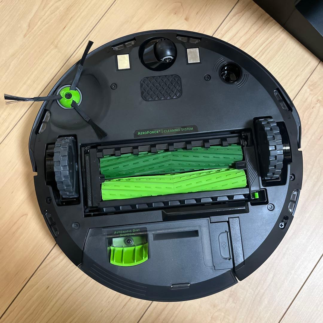 【値下げしました】iRobot Roomba ルンバ j7＋　ロボット掃除機