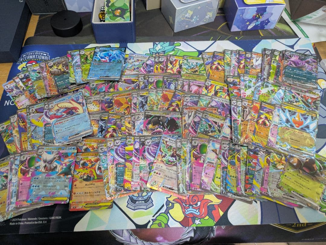 【最終値下】ポケモンカード　引退品　デッキ4つ他コレクション品(1月18日迄)