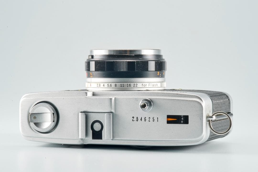 OLYMPUS TRIP 35 35mmコンパクトフィルムカメラ #94