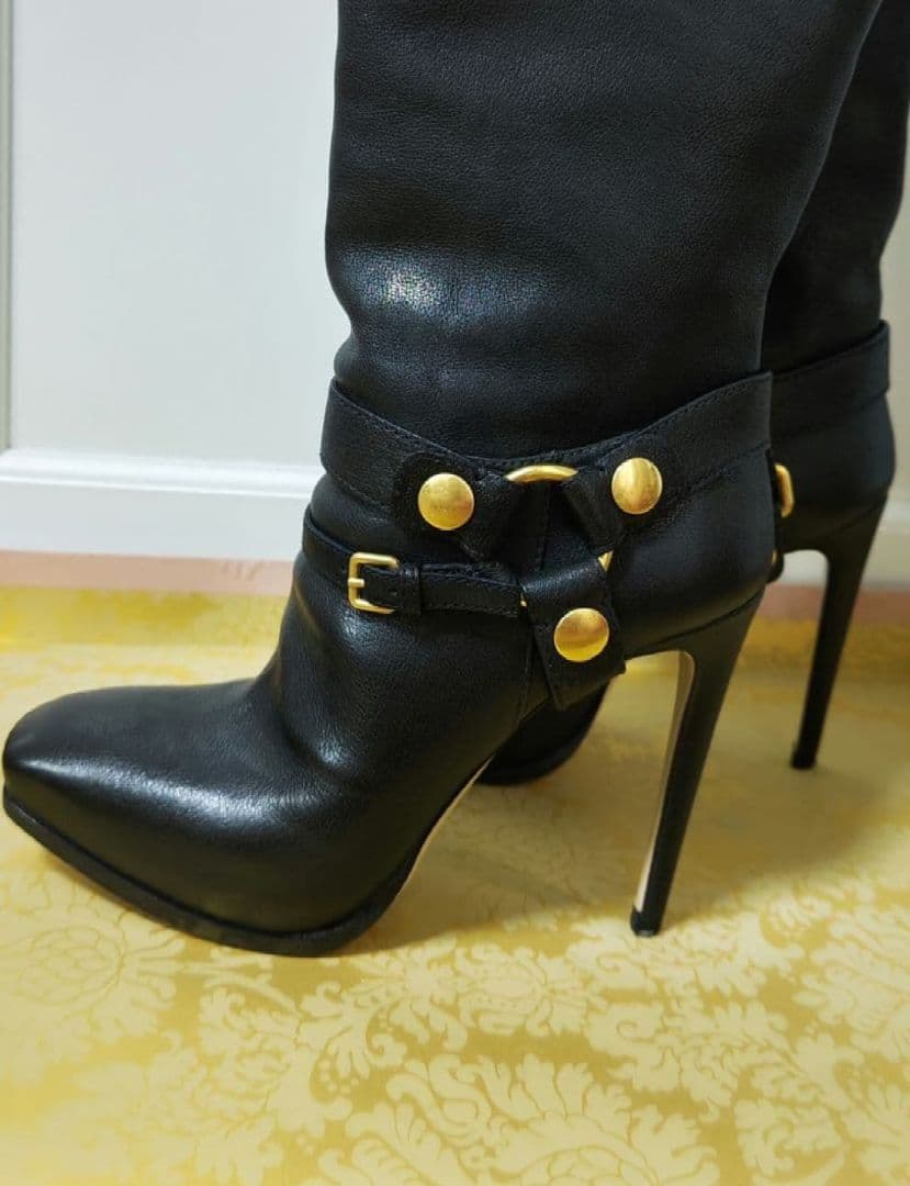 SALE★定価150,000円★MIU MIU★黒ブーツ★牛革