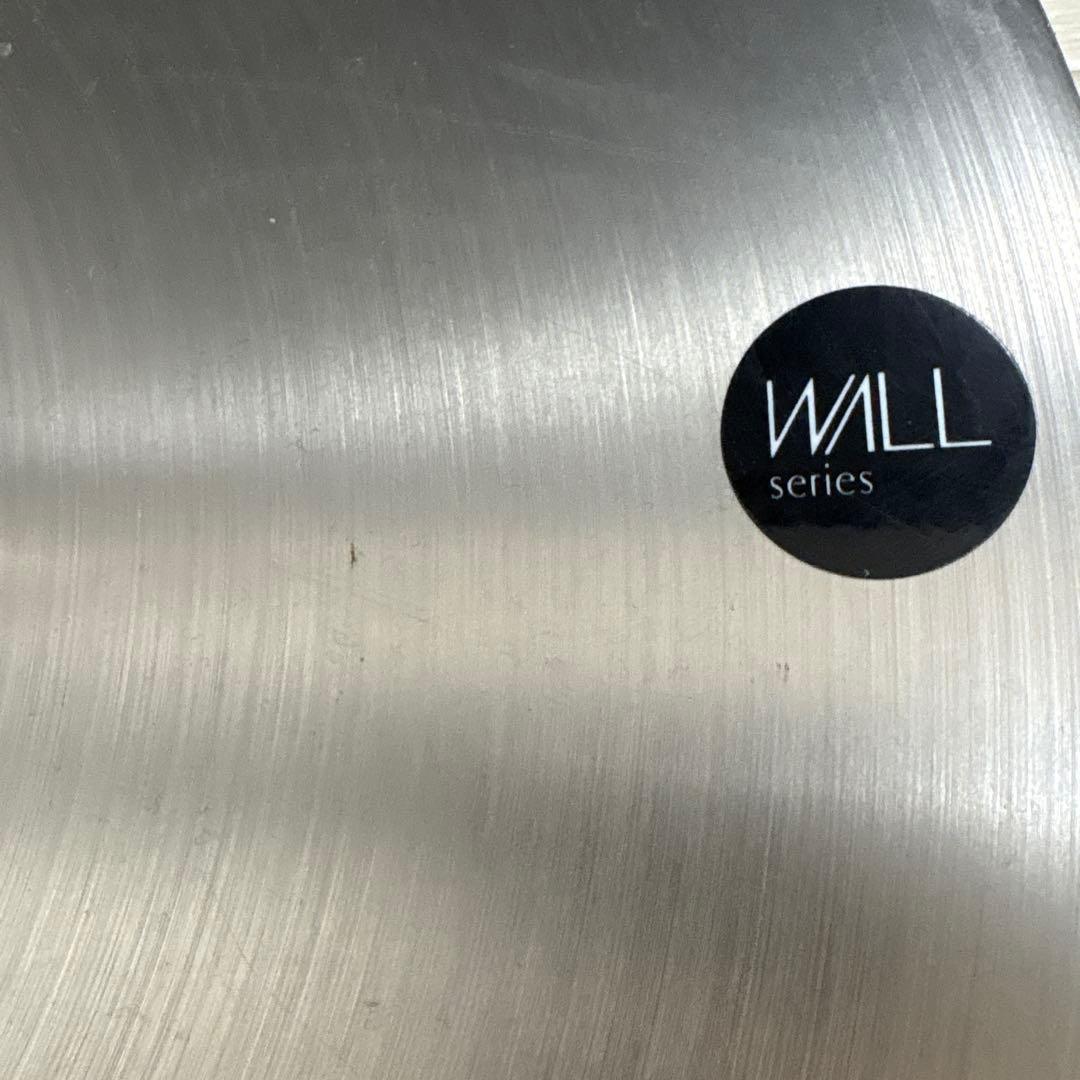 EQUALS イコールズ WALL 壁寄せテレビスタンド付　ハイセンス40型