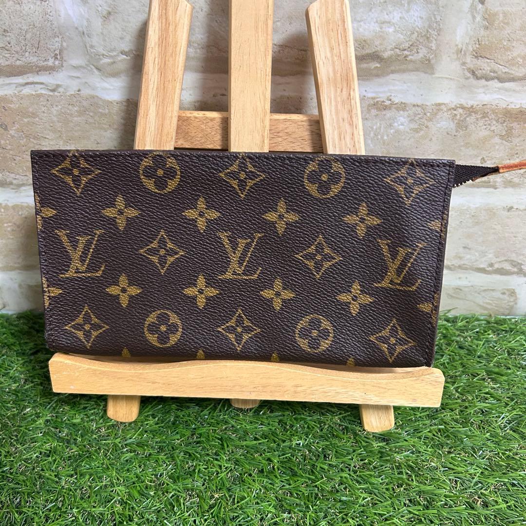 ルイヴィトン モノグラム ポーチ 小物入れ