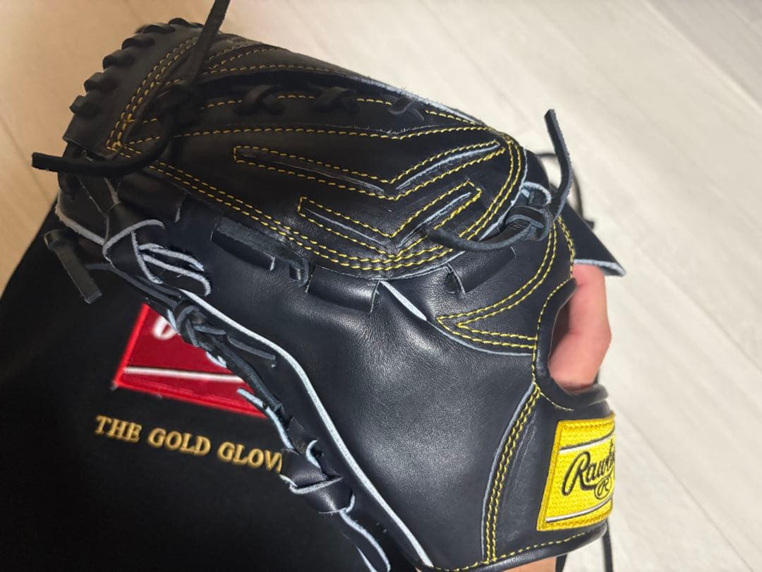 Rawlings ブラック　グローブ 硬式投手用　左投げ