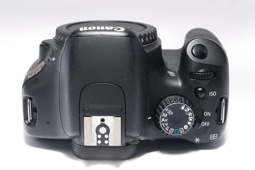 ♥シャッター数極少♥キャノン Kiss X4 一眼レフ Wレンズ 望遠レンズ付