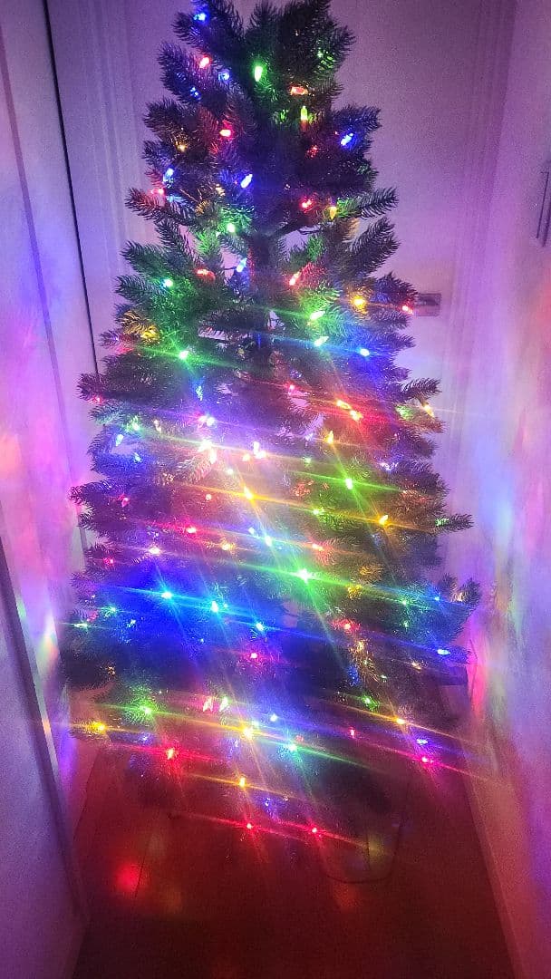 中型クリスマスツリー ホワイト・カラフルライト付き　コストコ　150センチ