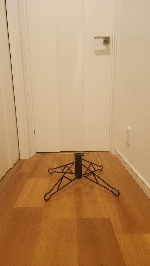 中型クリスマスツリー ホワイト・カラフルライト付き　コストコ　150センチ