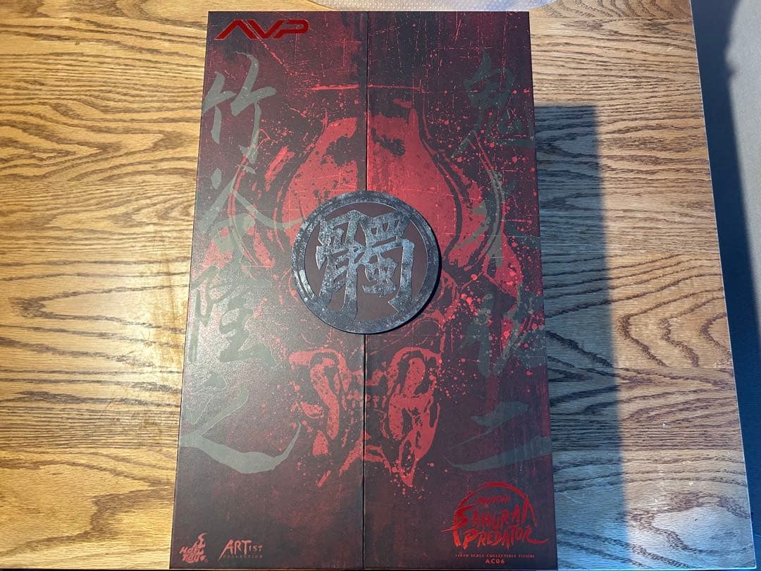 ホットトイズ 赤鬼サムライ・プレデター（竹谷 隆之 ｘ 鬼木 祐二） 1/6