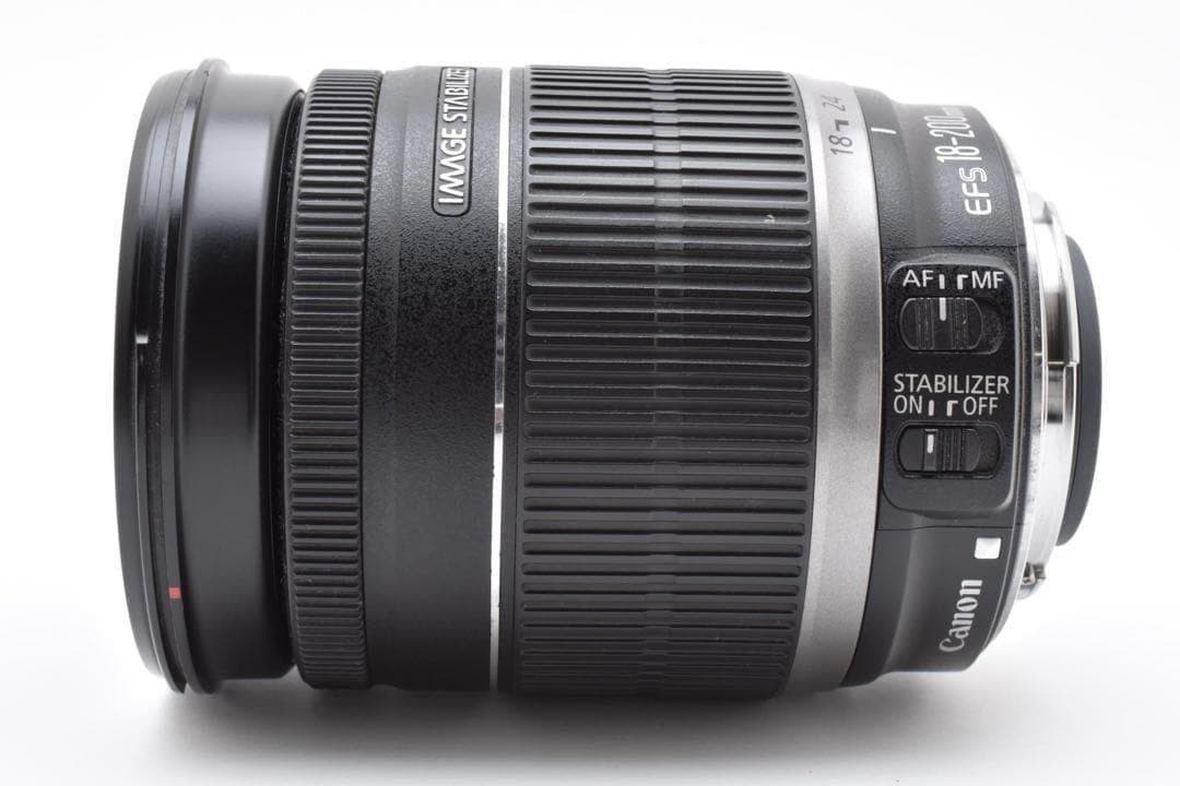 キヤノン CANON EF-S 18-200mm IS 高倍率ズームレンズ