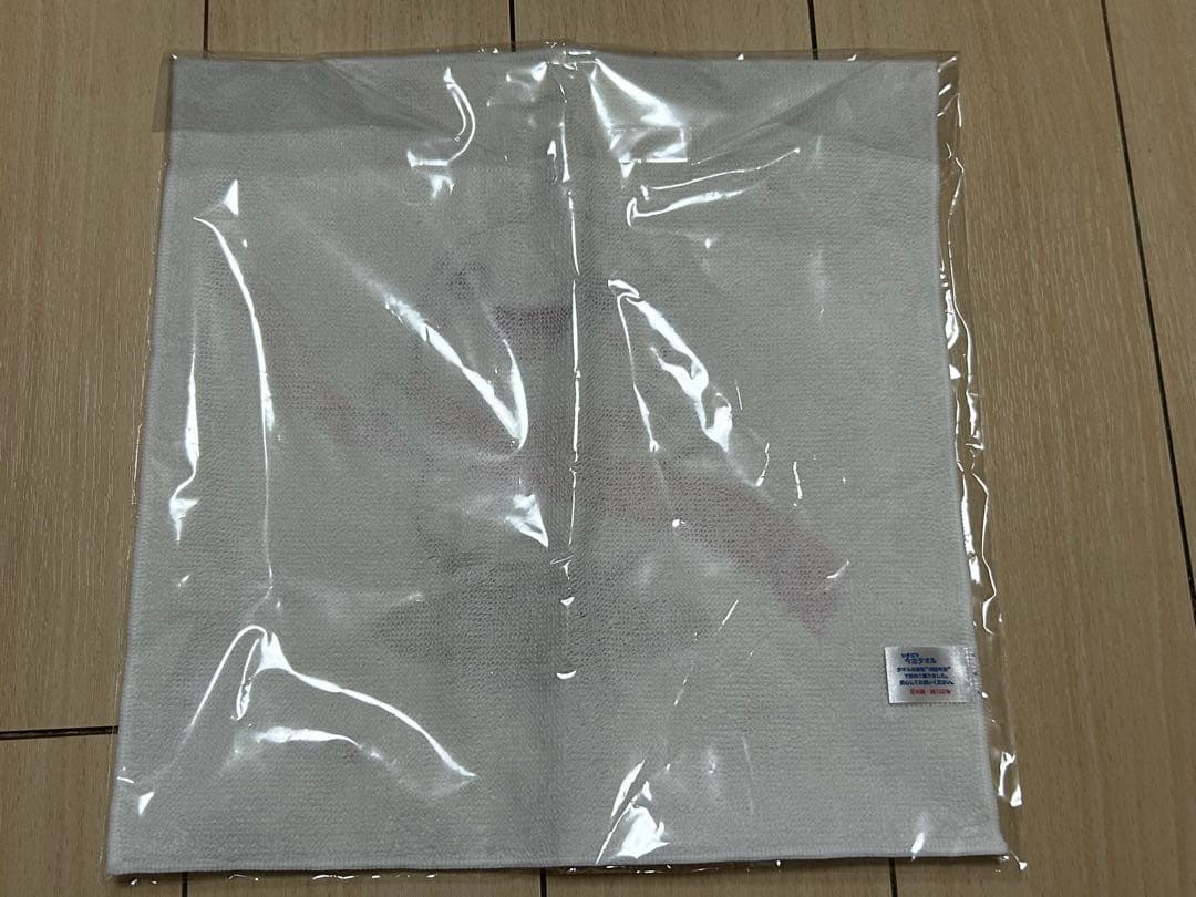 2025 関西万博 大阪 オーストリア パビリオン あかしろあか ぬいぐるみ