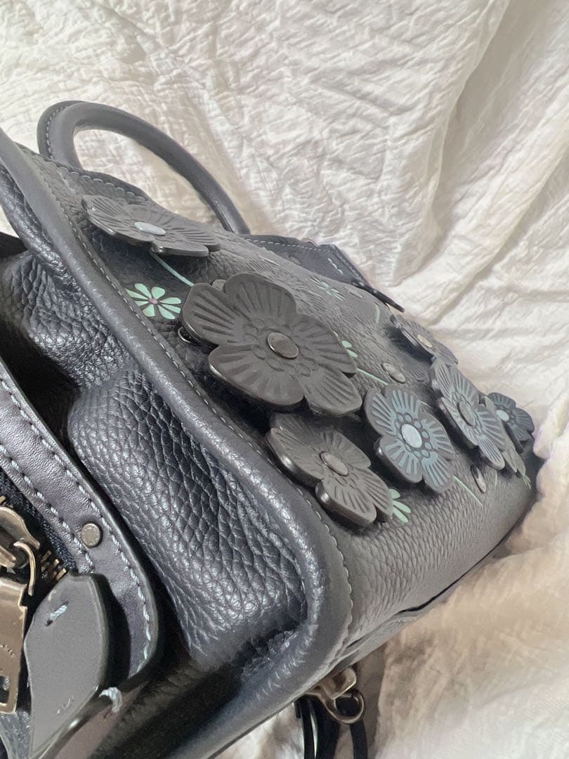 コーチ ティーローズ 2wayバッグ ローグ 有名人着用 完売品