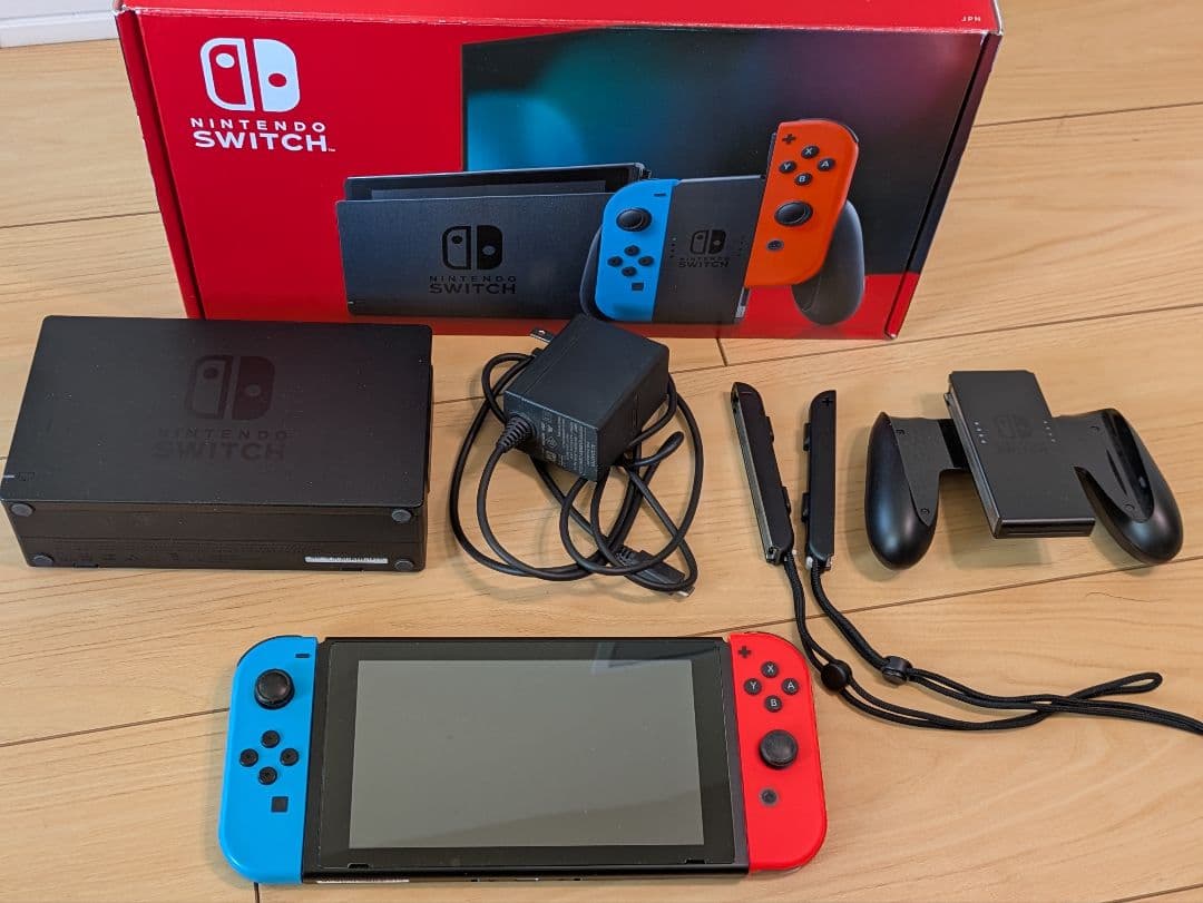 【美品】Nintendo Switch 本体 青/赤 Joy-Con付き