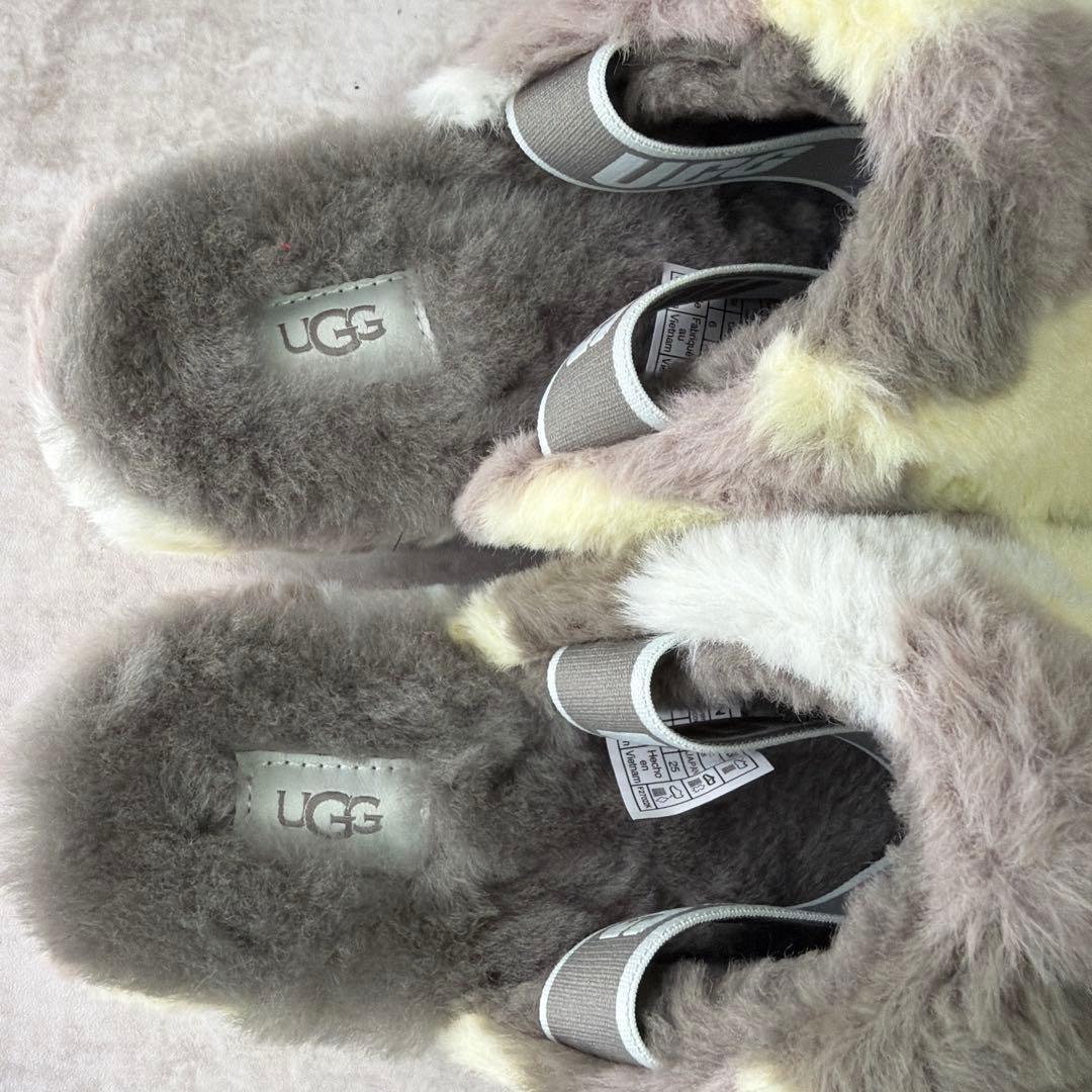 ⭐️未使用⭐️UGG アグ フラッフイヤー スライド サンダル 25cm カモフラ柄