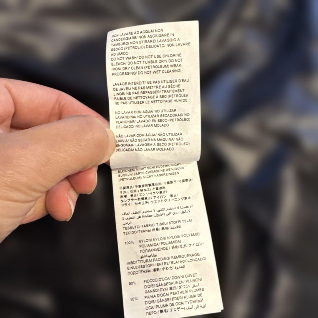 TATRAS フード付きブラックダウンジャケット