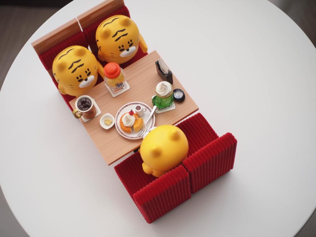 【写ルンです感覚のコンデジ】OLYMPUS PEN E-P1 24mm