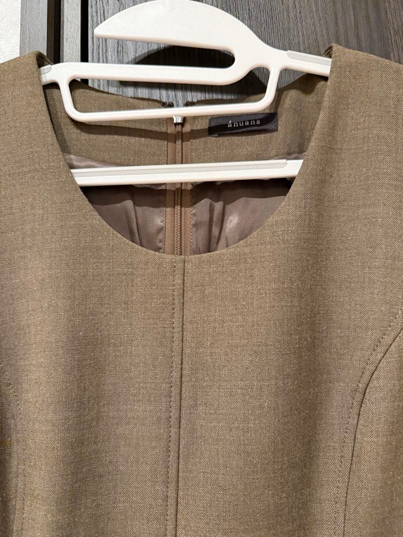 【完売品❣️】【新品・未使用】アニュアンス　ボクシーミニワンピース　ブラウン