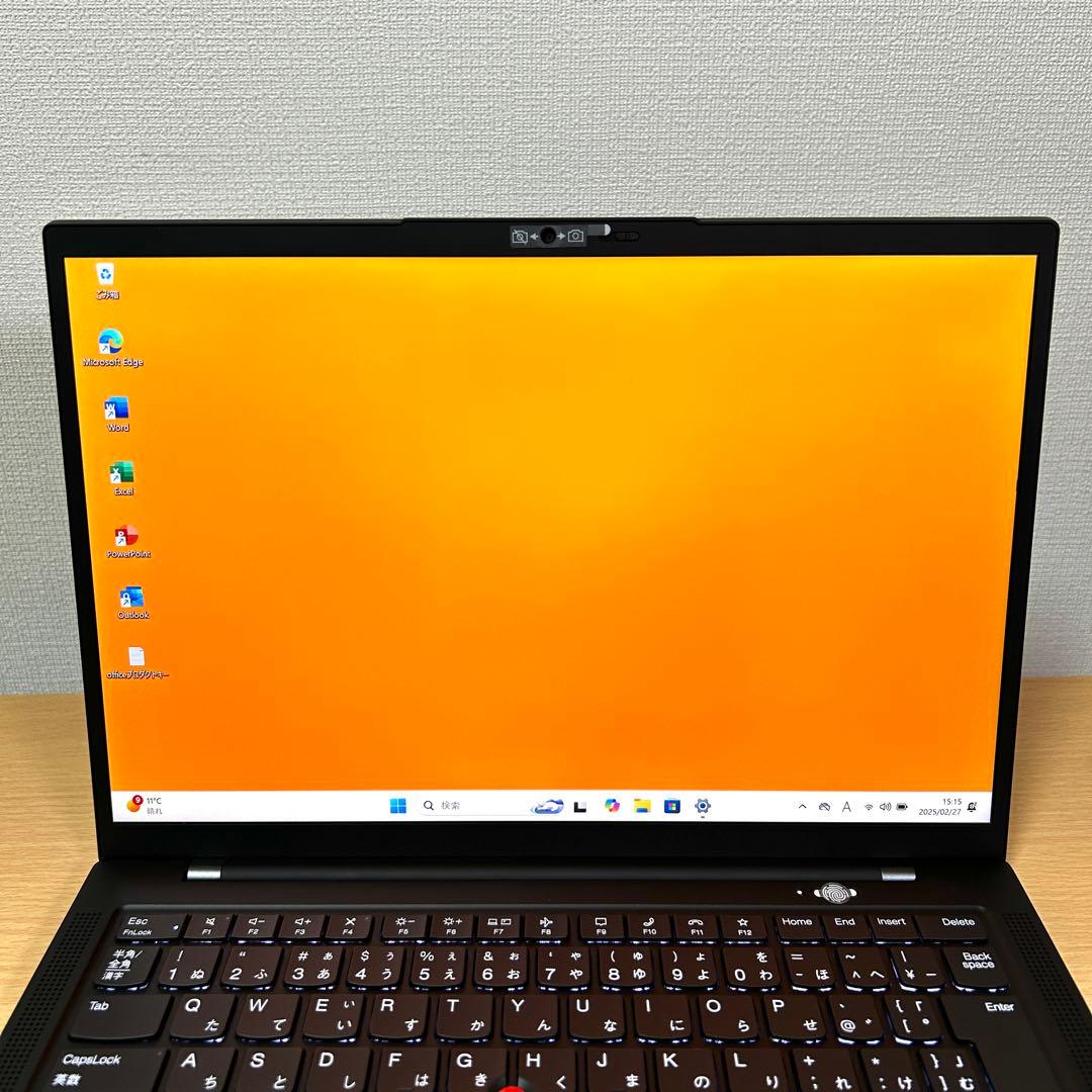 美品 Lenovo THINKPAD X1 CARBON Gen10 第12世代