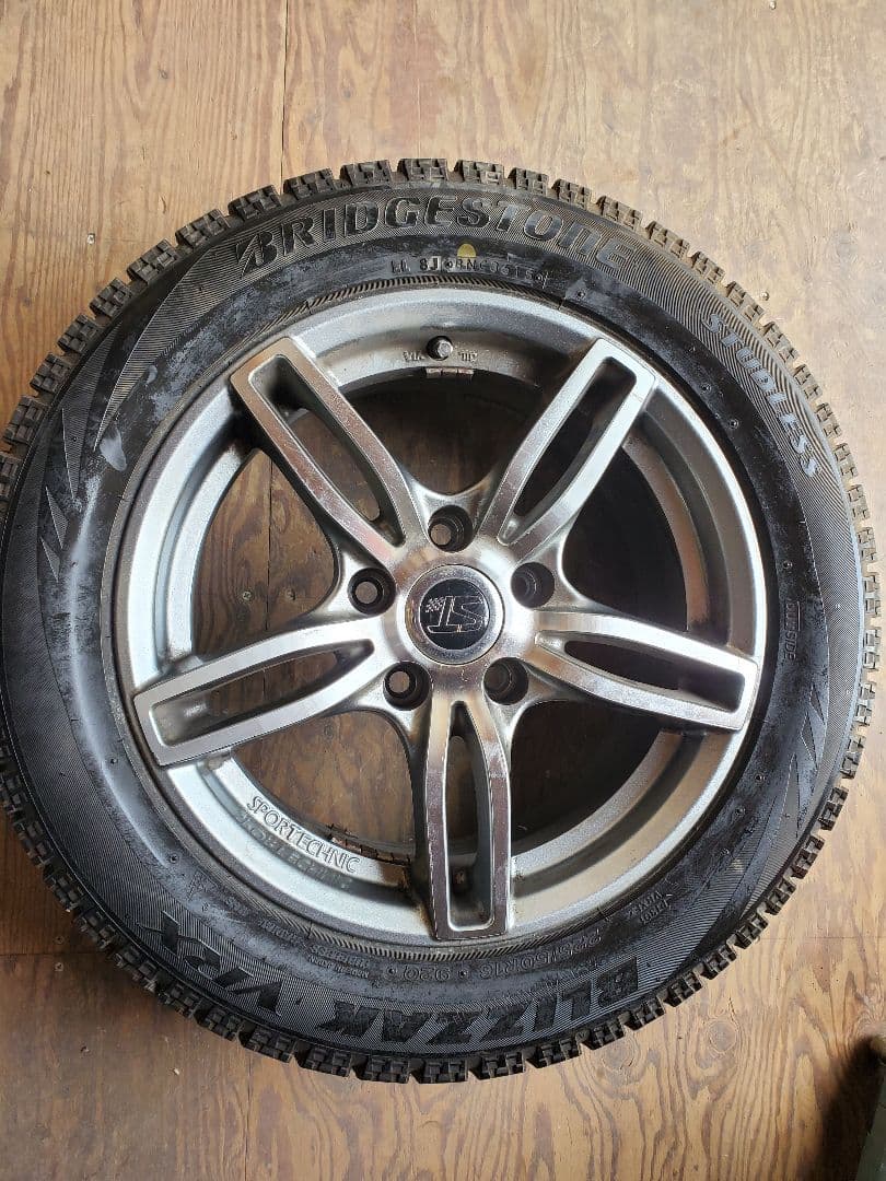 225/50R16 BLIZZAK VRX BMW3シリーズ　スタッドレス１本