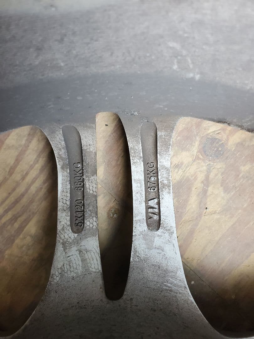 225/50R16 BLIZZAK VRX BMW3シリーズ　スタッドレス１本