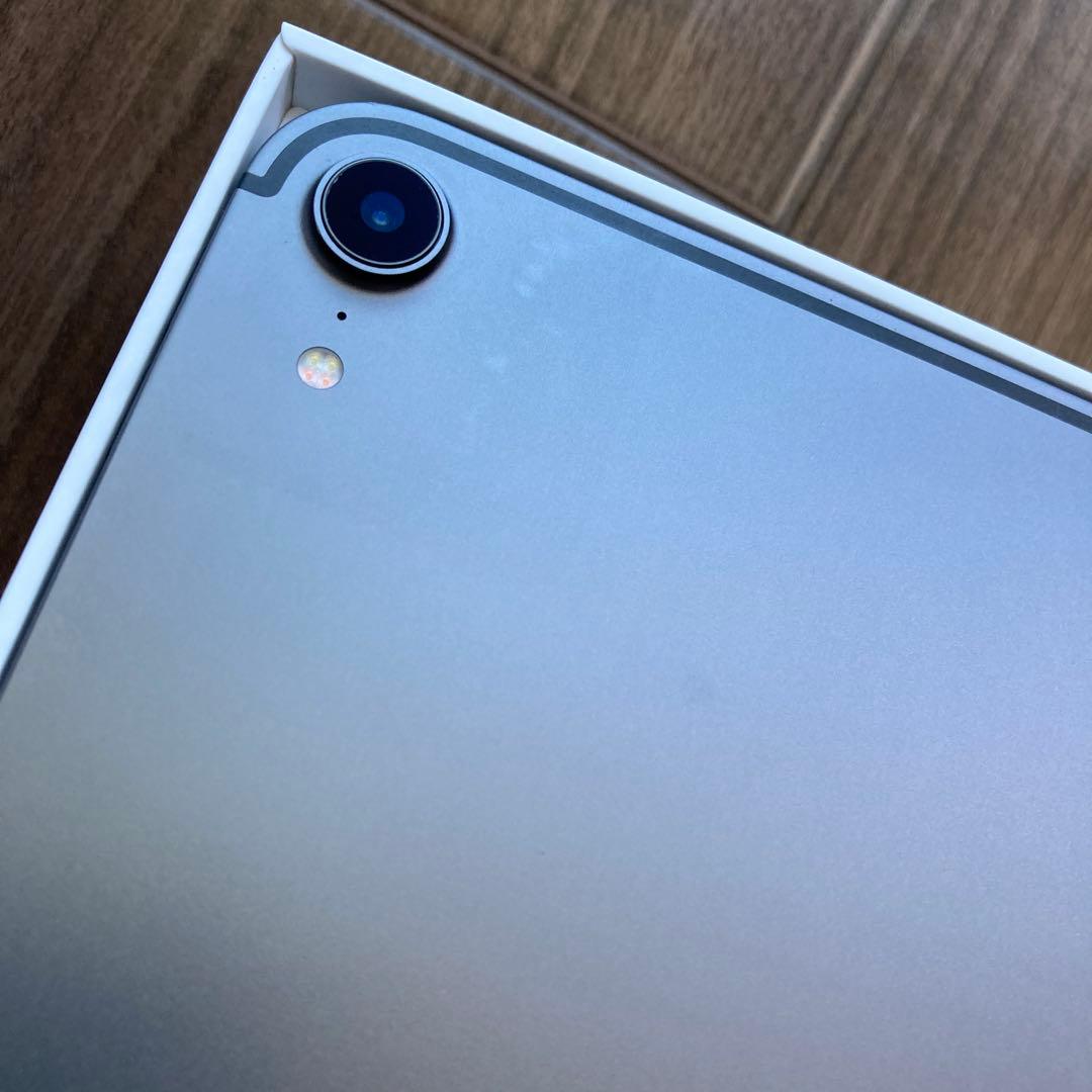 iPad Pro 12.9（第３世代）256GB Wi-Fi+セルラー