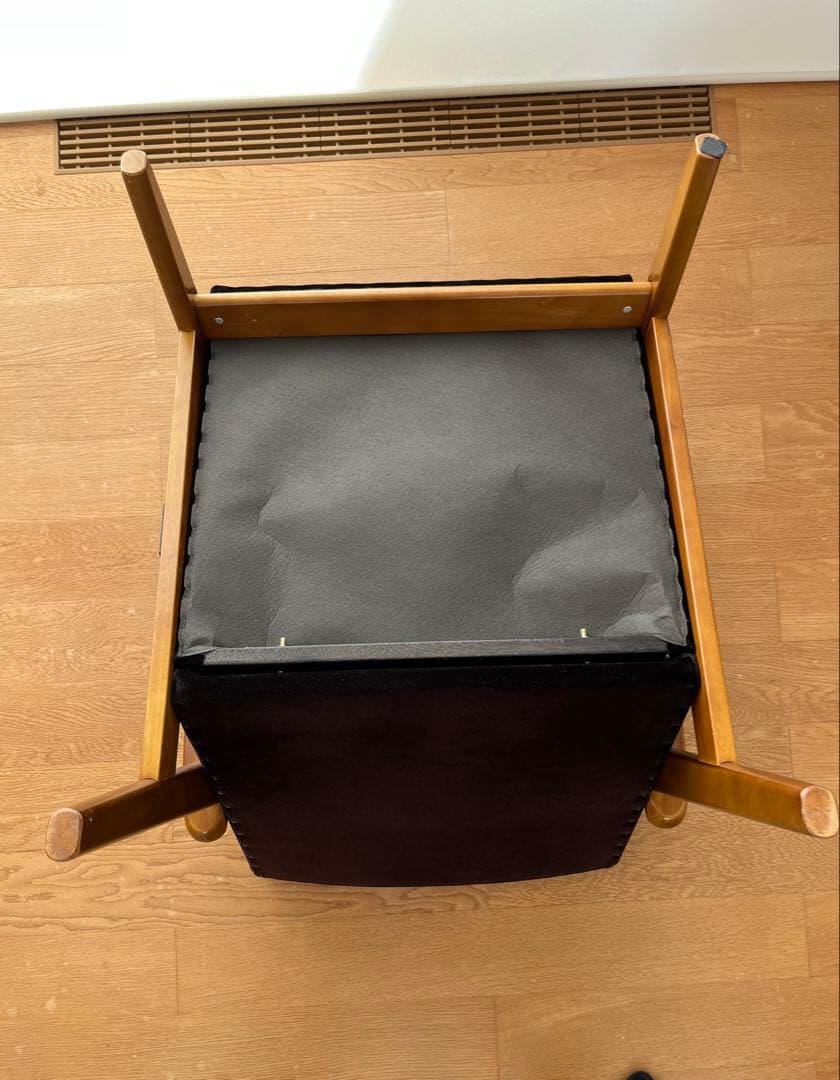 カリモク60 Kチェア モケットブラック【限定】