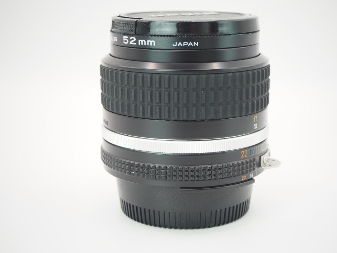 レンズ(単焦点) Nikon Ai-s Nikkor 24mm f2.8 MF Lens