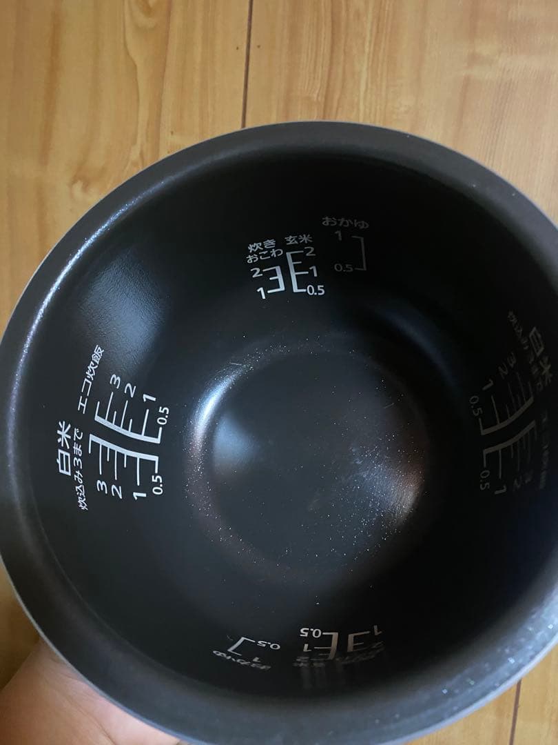 iroha様　Panasonic 炊飯器3号炊き　2024年製　SR-KT060