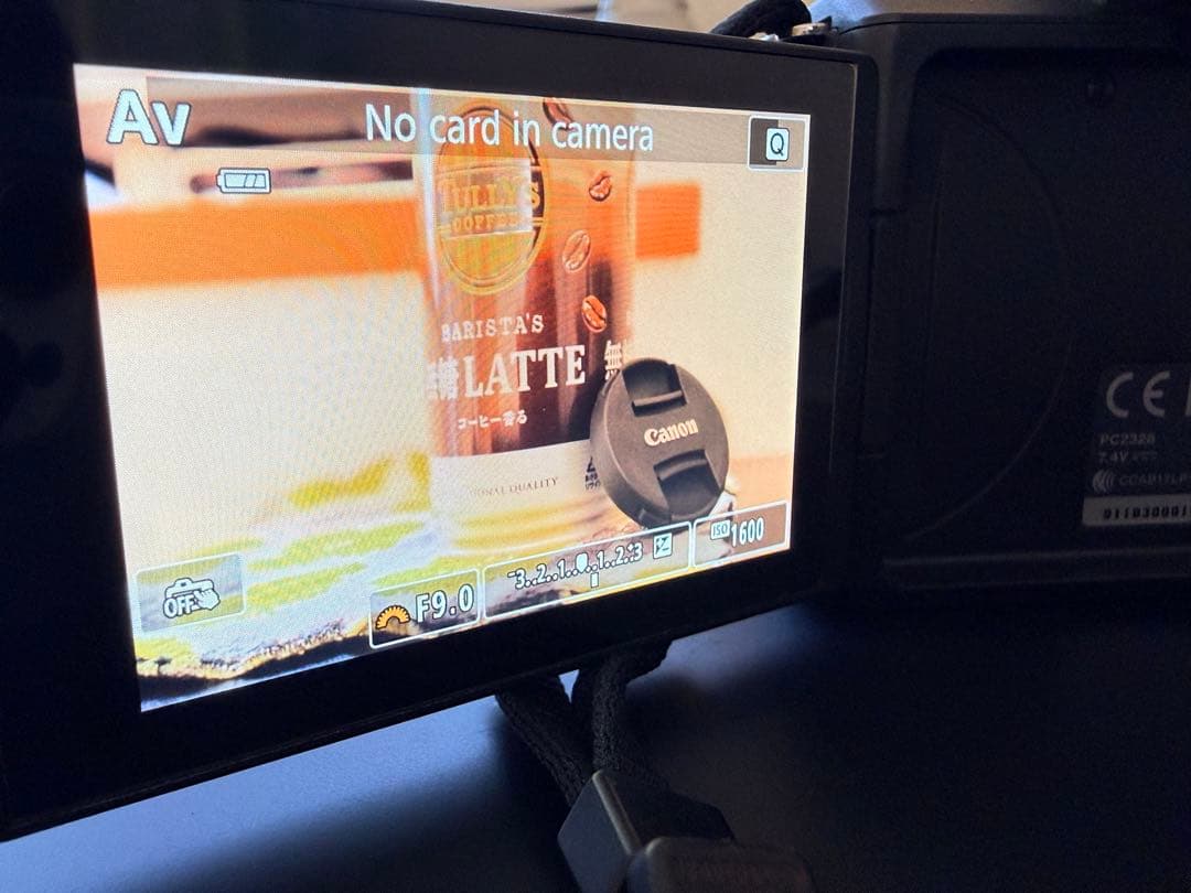 Canon EOS Kiss M ダブルズームキット