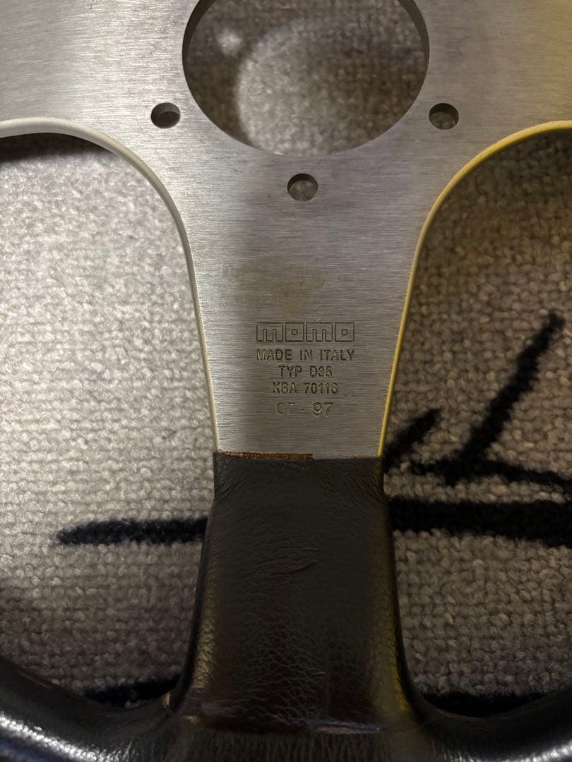 MOMO RACE ステアリングホイール 350mm