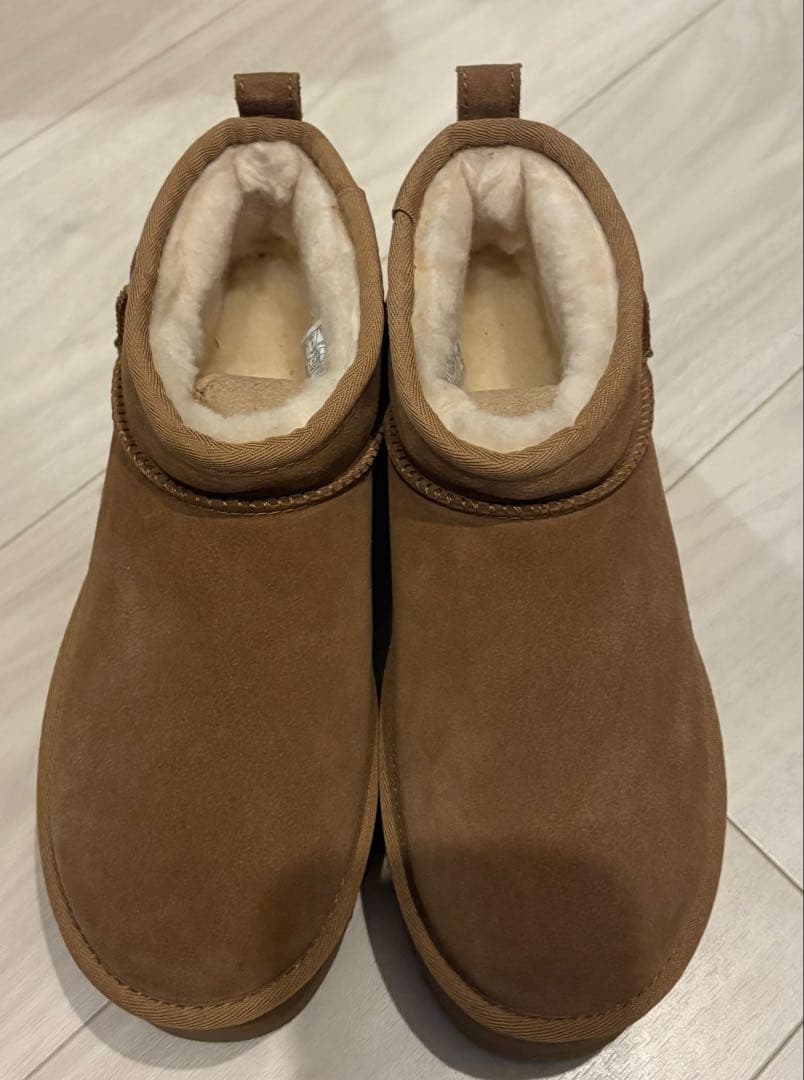 UGG クラシック ウルトラ ミニ プラットフォーム チェスナット