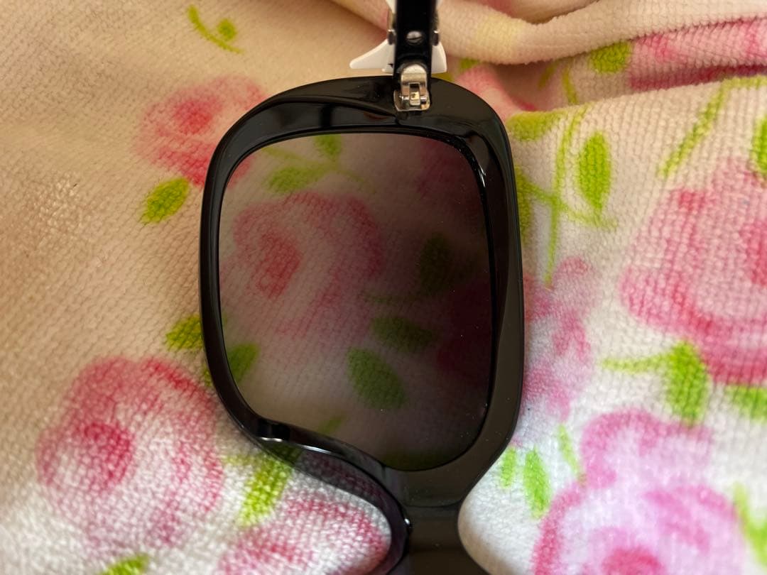 シャネル ブラック サングラス黒　リボン白CHANEL