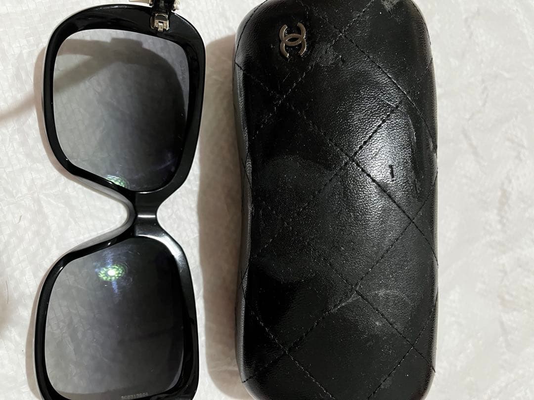 シャネル ブラック サングラス黒　リボン白CHANEL